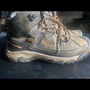 Keen-9.5-Targee
